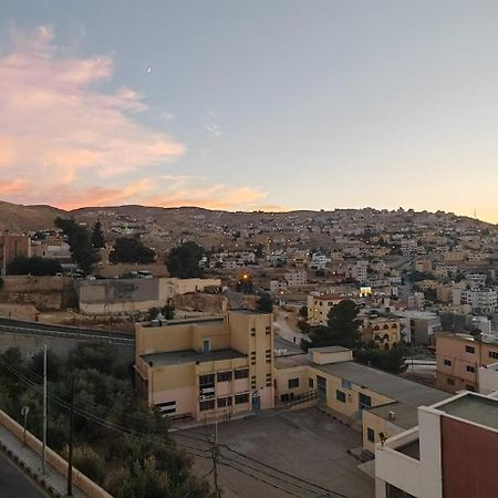 فندق كليوبترا وادي موسى المظهر الخارجي الصورة