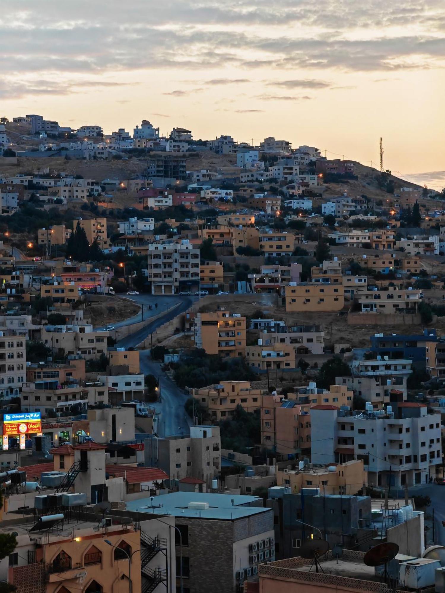 فندق كليوبترا وادي موسى المظهر الخارجي الصورة